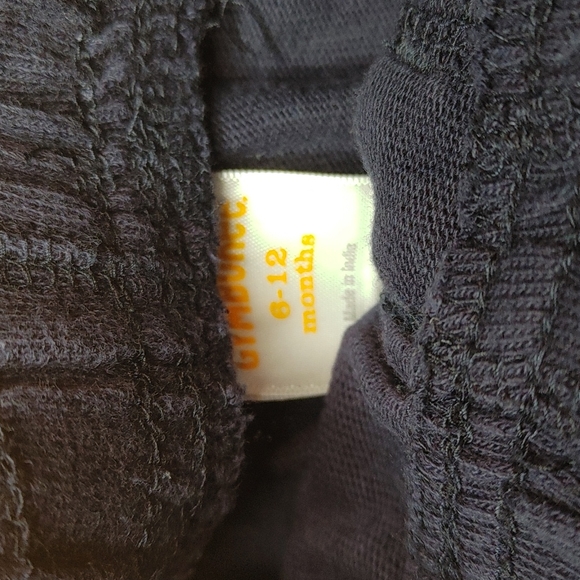 💥Bundle Only💥 GYMBOREE Navy Shorts - Picture 2 of 2